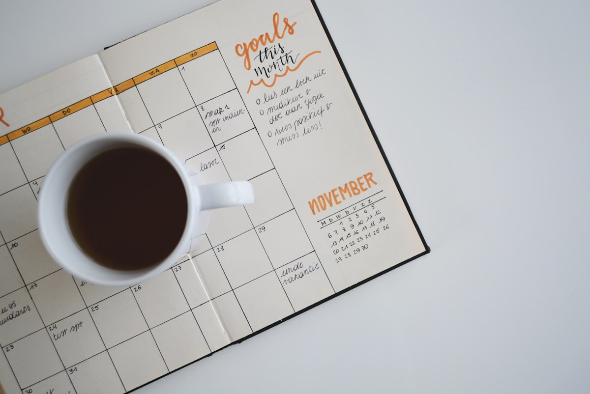 Higiene da Lista de E-mails: O Calendário Completo de Manutenção para Máxima Entregabilidade